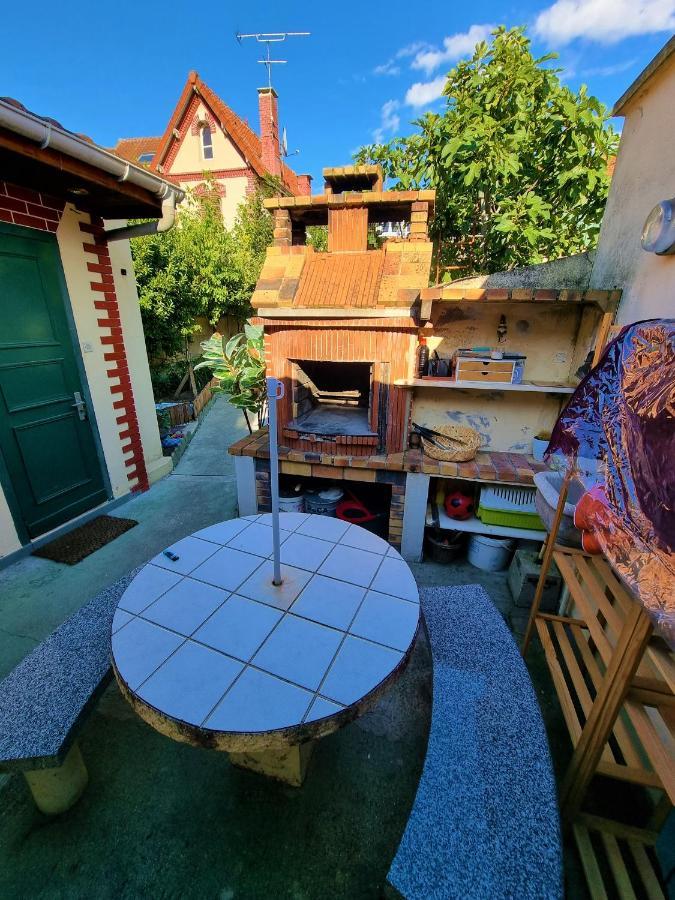 Petite Maison Au Calme Hébergement de vacances Épinay-sur-Seine
